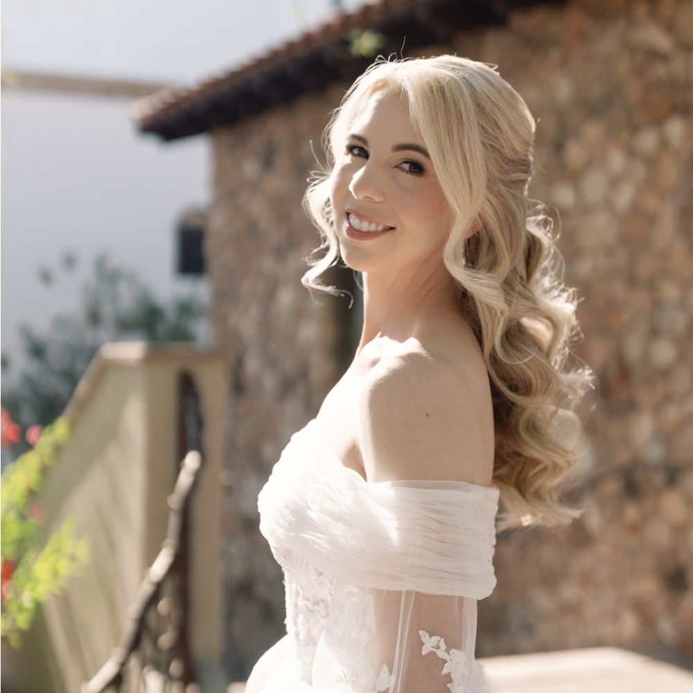 Meet your Posher, Alex